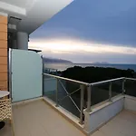 Diamond Hill & Resort