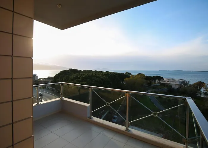 Diamond Hill & Resort