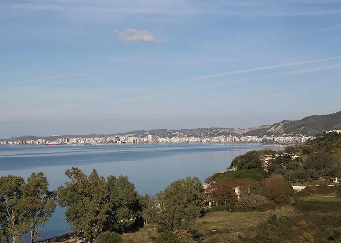 Diamond Hill & Avlonya