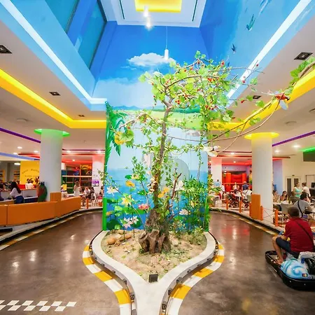 Üdülőközpont Diamond Hill & Vlora