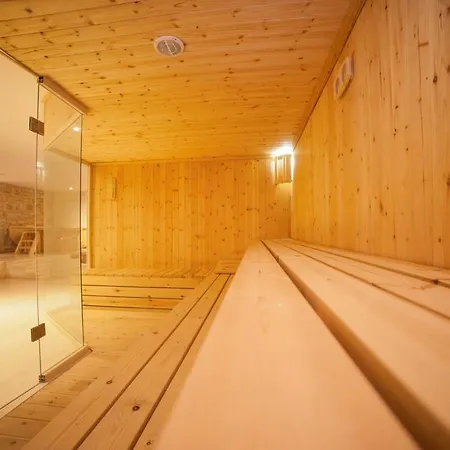 Üdülőközpont Diamond Hill & Vlora