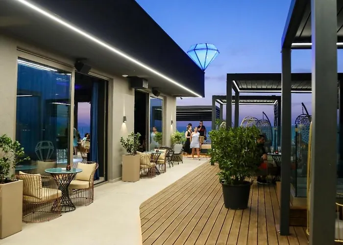 Diamond Hill & Vlore