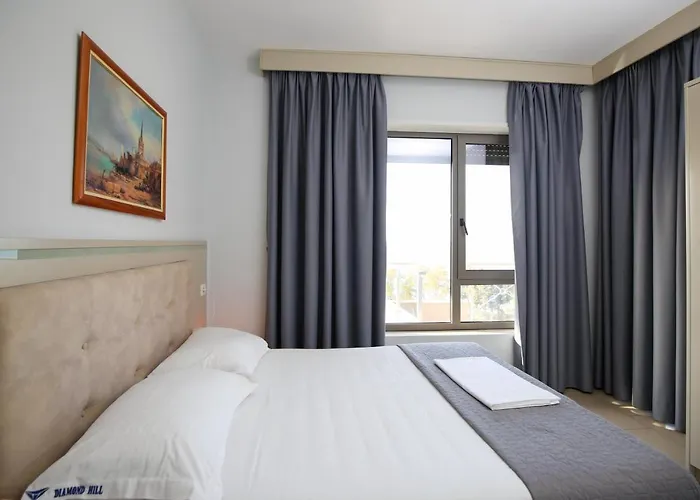 Resort Diamond Hill & 4*