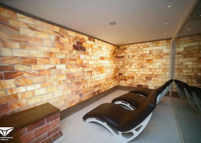 Diamond Hill & Resort