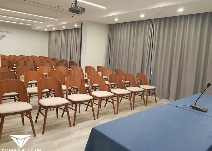 Diamond Hill & Resort